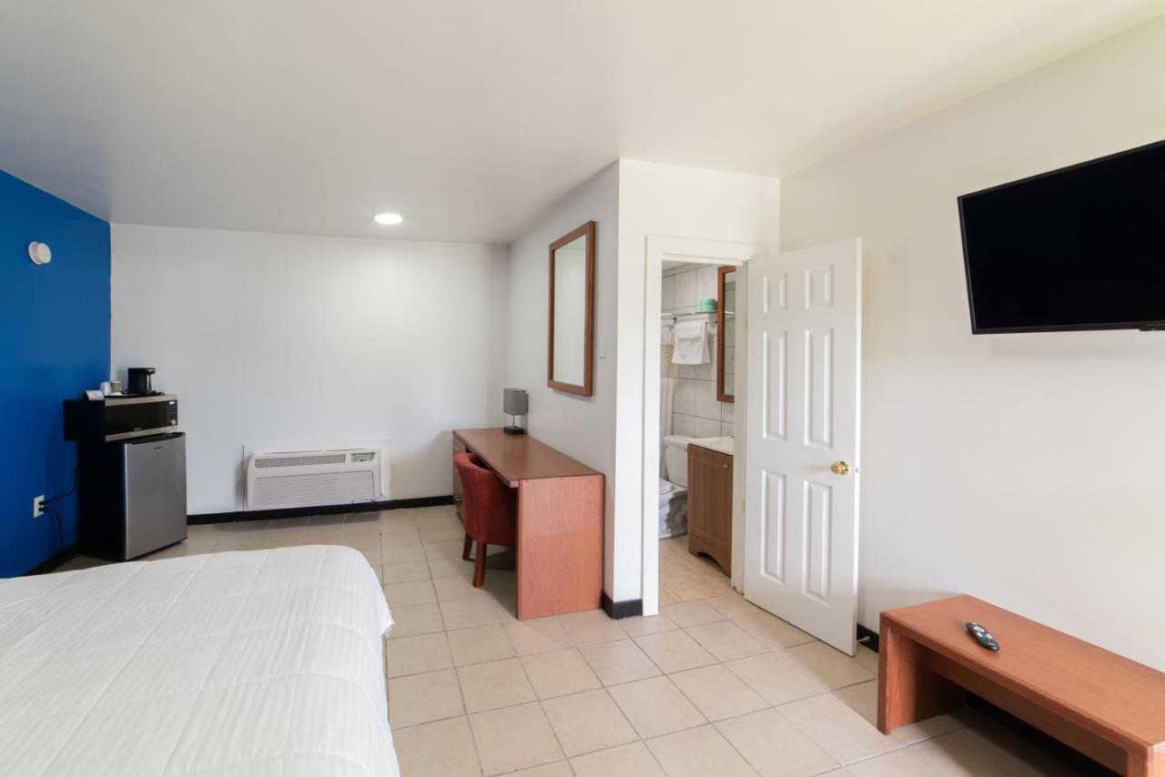 American Inn บาตันรูช ภายนอก รูปภาพ