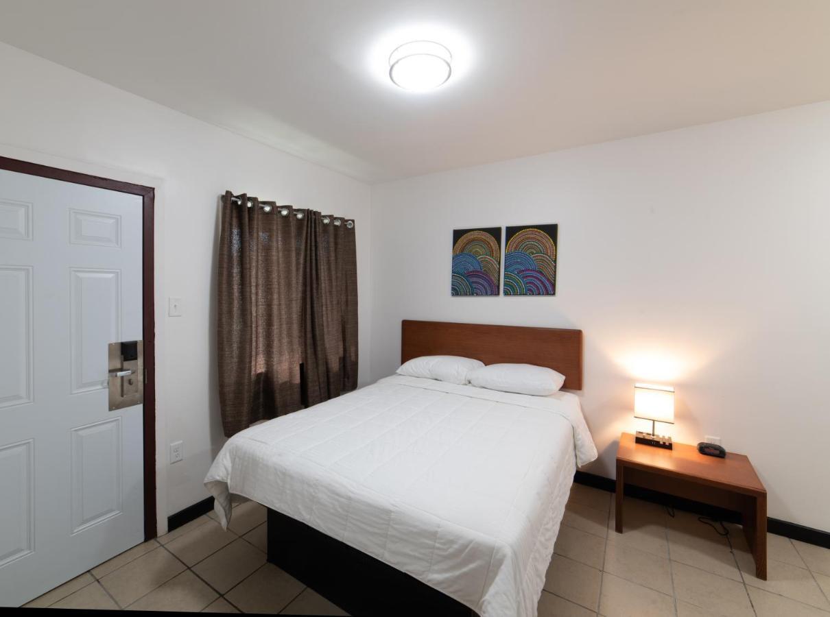 American Inn บาตันรูช ภายนอก รูปภาพ